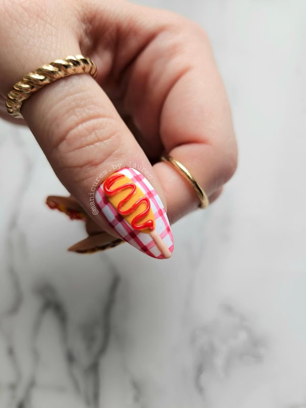 Picture by laurizzle22 showing 'Hand Sculpted Hotdog Nails 🌭✨️' number 2