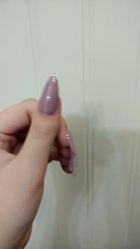 Picture showing Light Purple Nails!