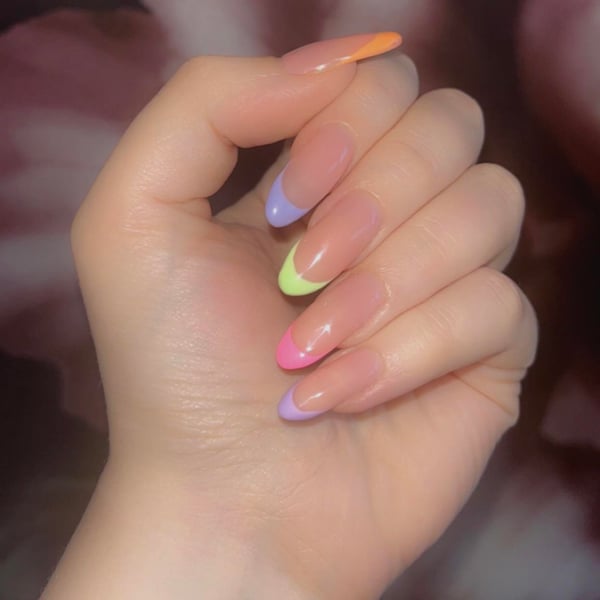 Picture by daisymademoiselle saying 'I Asked My Nail Tech For Something Traditional But Long And Summery, And She Did These 💅🏻 I Think She Gets Me! 🥲'