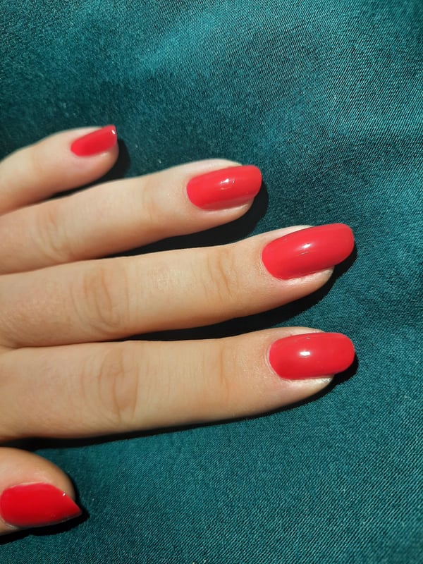 Picture by MMLyna showing 'Natural Or Red Polish?' number 2