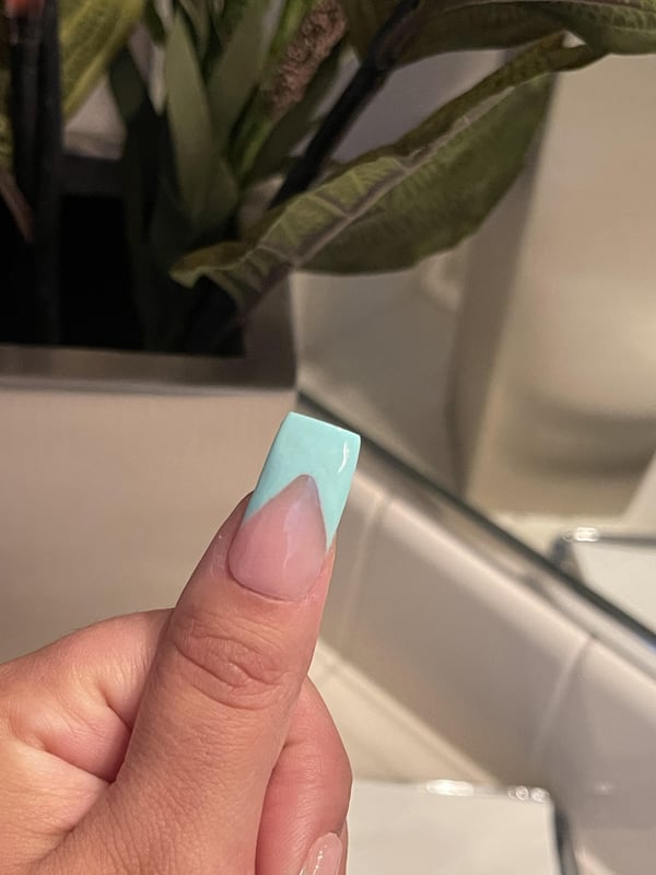 Picture by Juliamonique showing 'Is This Baby Blue Or Mint?' number 2