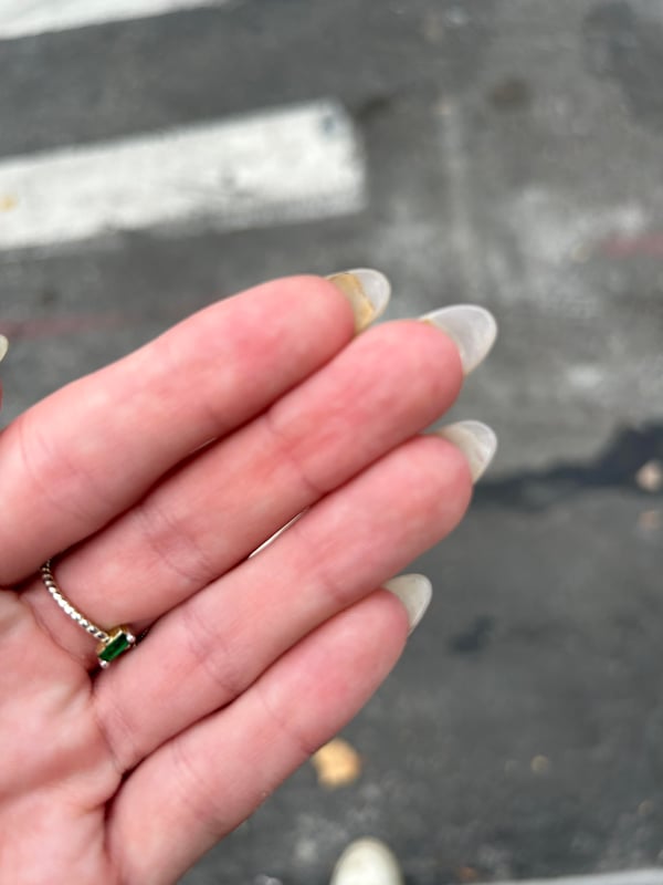 Picture by ezsqueezeey saying 'Why Is My Nail So Yellow Under My Tips?'