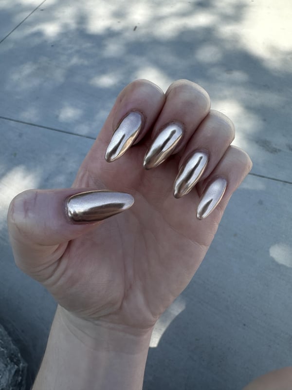 Picture by kellimk5 showing 'Dip Chrome Nails Forever' number 2