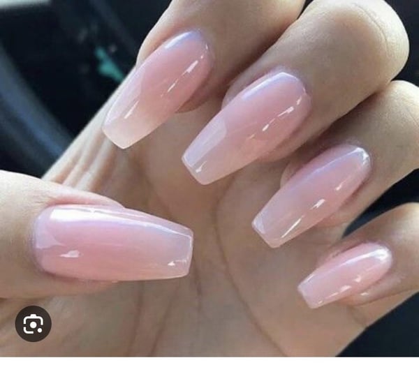 Picture by roodFramboosje showing 'Where Can I Buy This Color Gel Nail Polish 💓 That Has A Glossy Finish Like The Nails Photo, But The Color Of My Lip Gloss preferably From Neo Nails' number 3