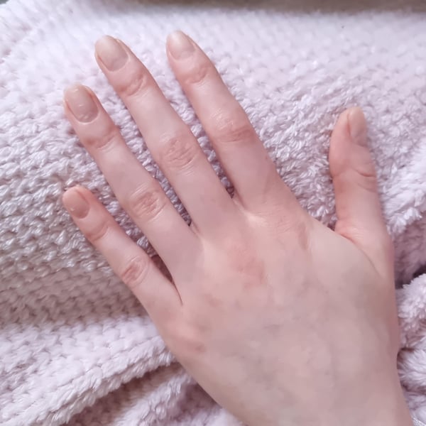 Picture by AshyTheVillain showing 'After 1 Year Of BIAB, I've Gone Back To Natural Nails!' number 1