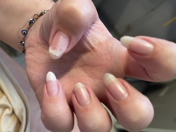 Picture by leelovesgood showing 'Did This Salon Use EMA On Me When I Asked For A Gel Mani??' number 5